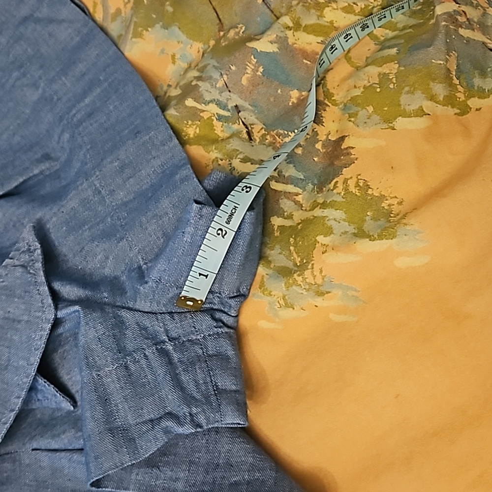3.1 Phillip lim chambray high waisted shorts. Size 2 - Picture 5 of 5